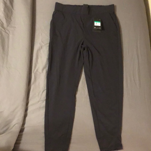 nike bliss lux slim fit